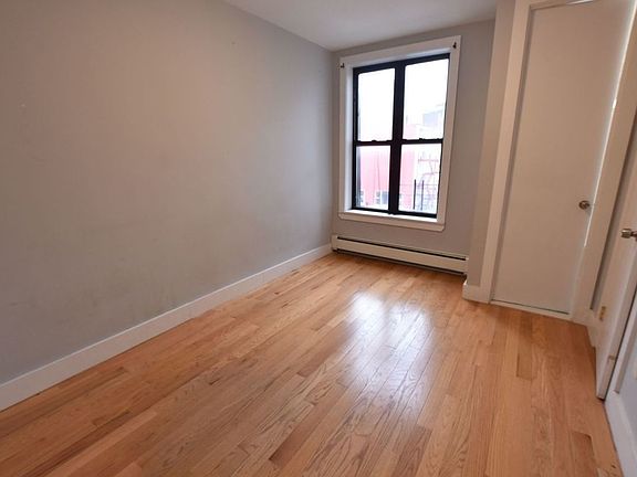 4th image of 137 Alexander Ave APT 8