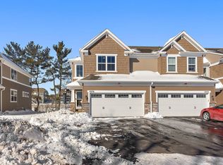 4256 Corn Silk Ln, Woodbury, MN 55129