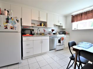 58 Bryon Rd APT 1, Chestnut Hill, MA 02467