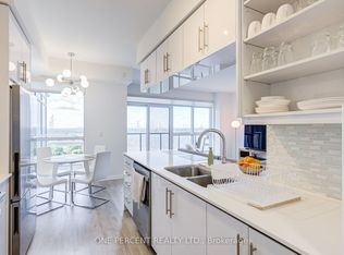 65 Oneida Cres #804, Richmond Hill, ON L4B0G9