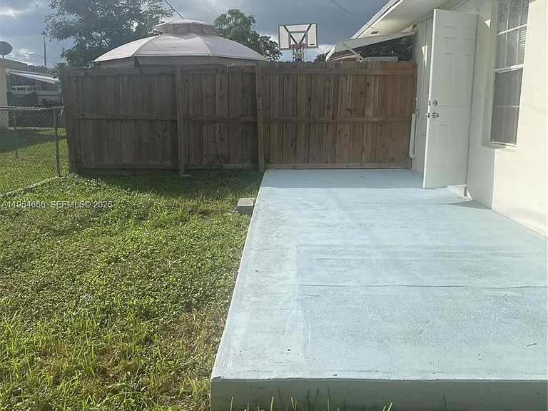 11350 SW 3rd St #A — Photo 15