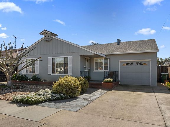 3rd image of 928 Jean Way