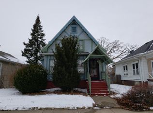 1504 Hayes Ave, Racine, WI 53405