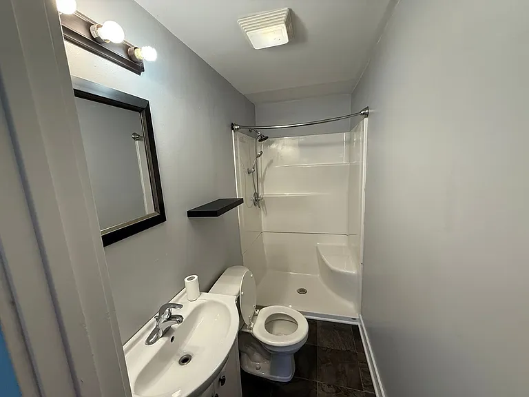 213 S Poplar Dr — Photo 22