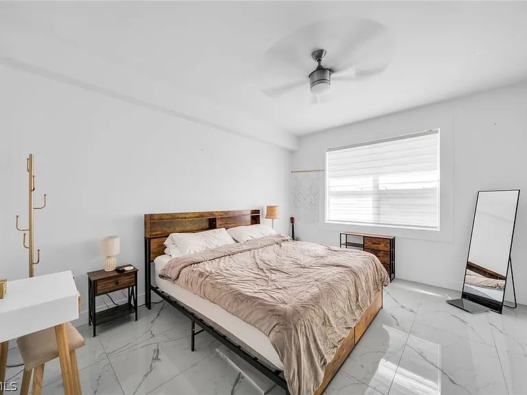 1024 Mainsail Dr #512 — Photo 11