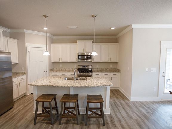 4th image of 6333 Sonoma Ln