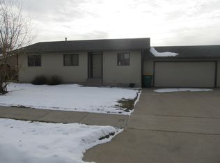 3401 Breen Dr, Bismarck, ND 58501