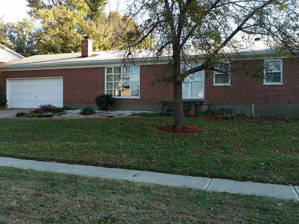 1st image of 42 Bustetter Dr