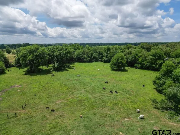 4418 Fm 1000, Mount Pleasant, TX 75455