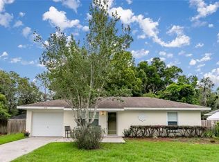 310 N Highland St, Bushnell, FL 33513