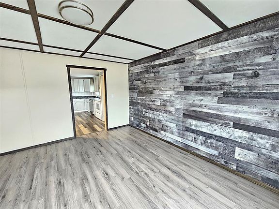 5th image of 4037 Ashuanipi Crescent