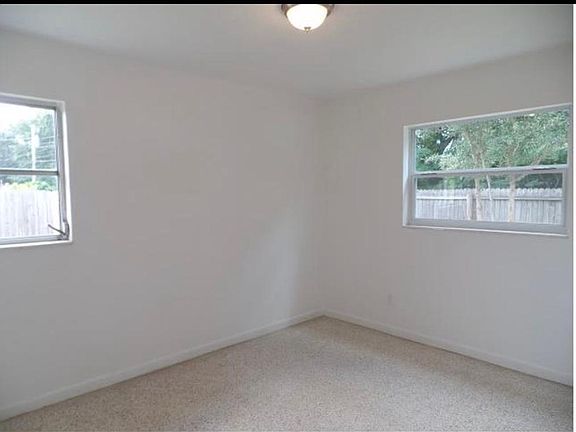 4th image of 8695 53rd Way