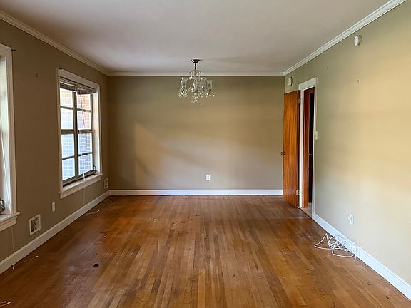 4th image of 776 Welcome Rd