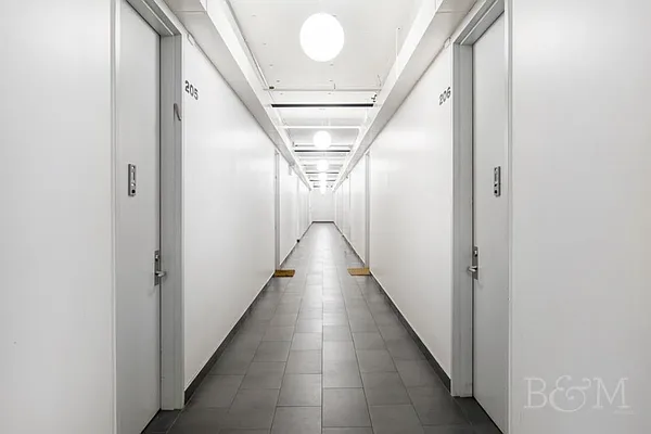 Rented by Brick&Mortar | media 21