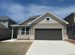 4067 Paddock Trl, Seguin, TX 78155