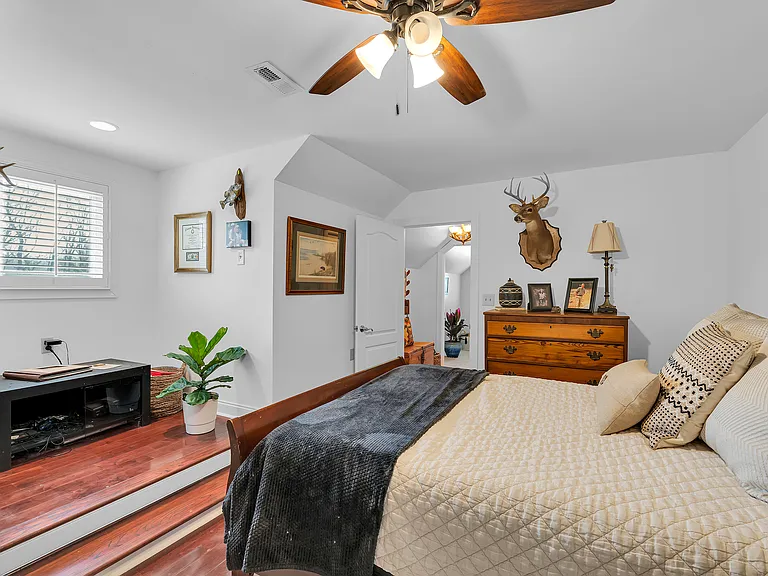 128 Rockwood Dr — Photo 24