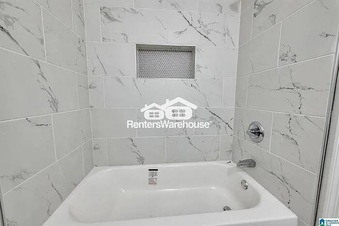 241 Mamie Ln — Photo 8