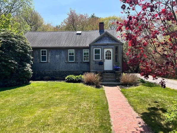 371 Union St, Weymouth, MA 02190