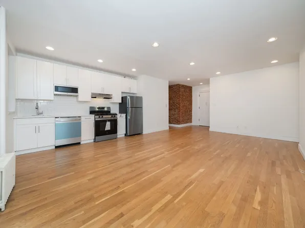 35 Fort Washington Avenue image 1 of 25