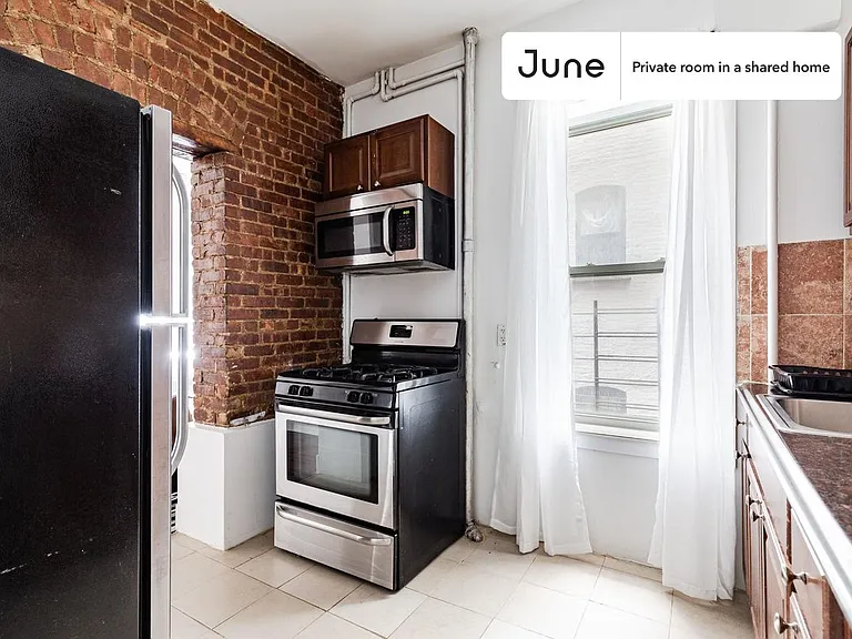 174 W 137th St #C — Photo 8