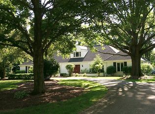 8118 Spring Mill Rd, Indianapolis, IN 46260