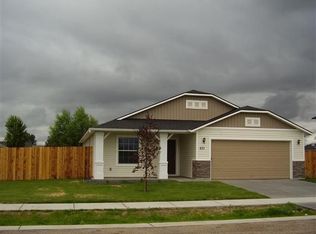 631 Gateway Ave, Middleton, ID 83644