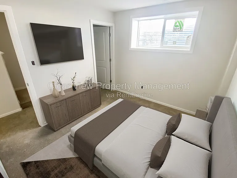 582 Aquitania Blvd W #4 — Photo 16