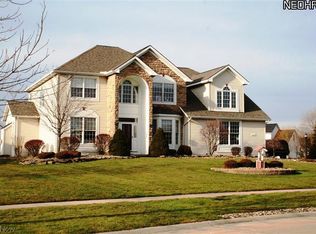 33722 N Fall Lake Dr, Avon, OH 44011