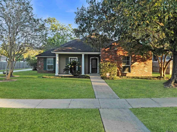 5003 S Laurel Creek Ct, Baton Rouge, LA 70817