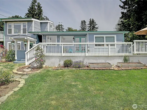 858 Westview Court, Camano Island, WA 98282