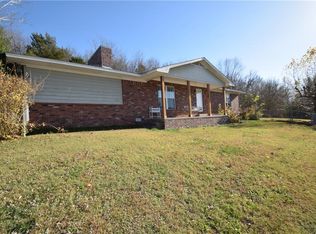 113 Amanda Pl, Huntsville, AR 72740
