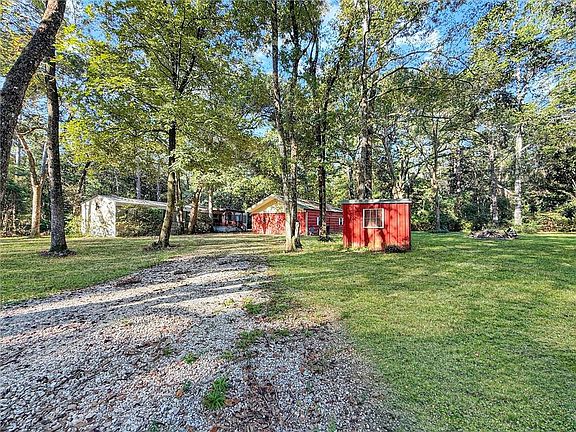 3rd image of 79183 Honeysuckle Estates Loop