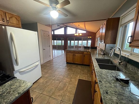 5th image of E5216 175th Avenue