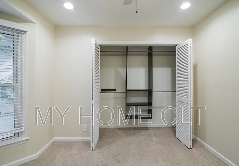 807 Greenleaf Ave #1 — Photo 26