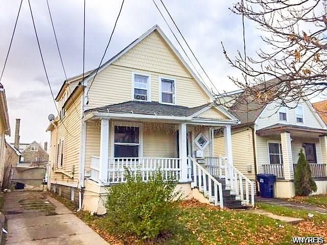 2nd image of 105 Alma Ave
