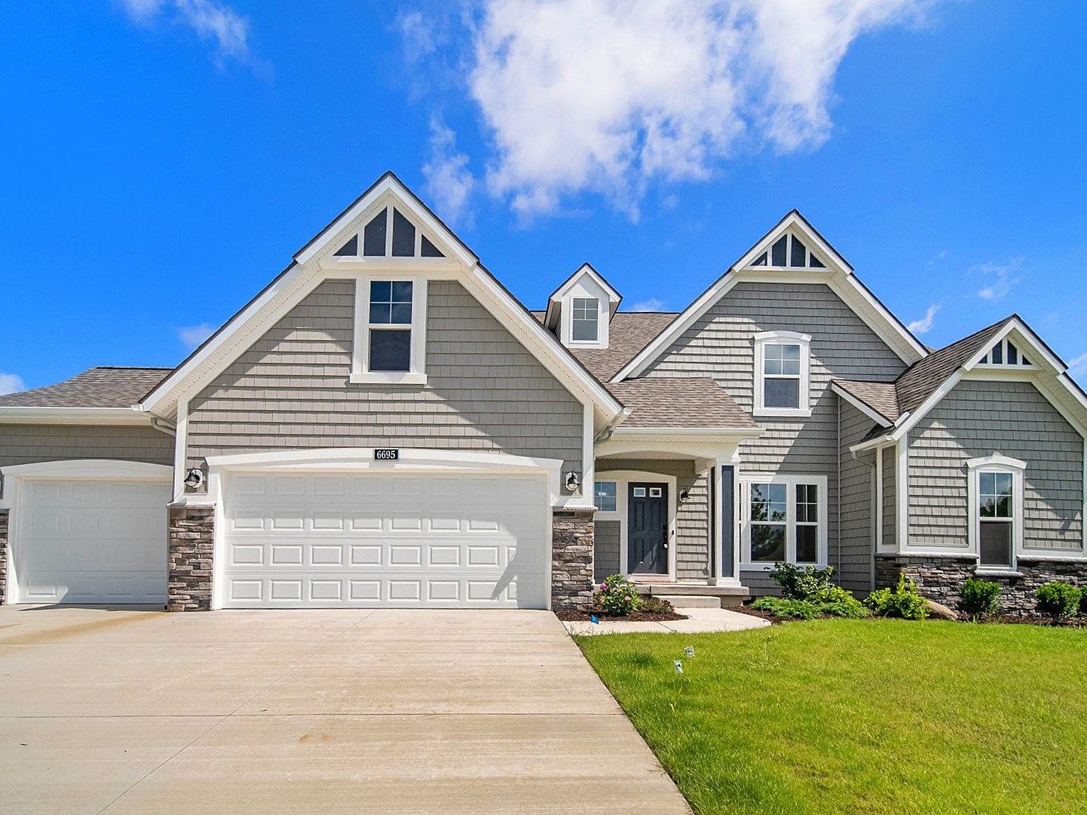 6695 Dickson Dr, Grand Ledge, MI 48837 MLS N260450000001 Zillow