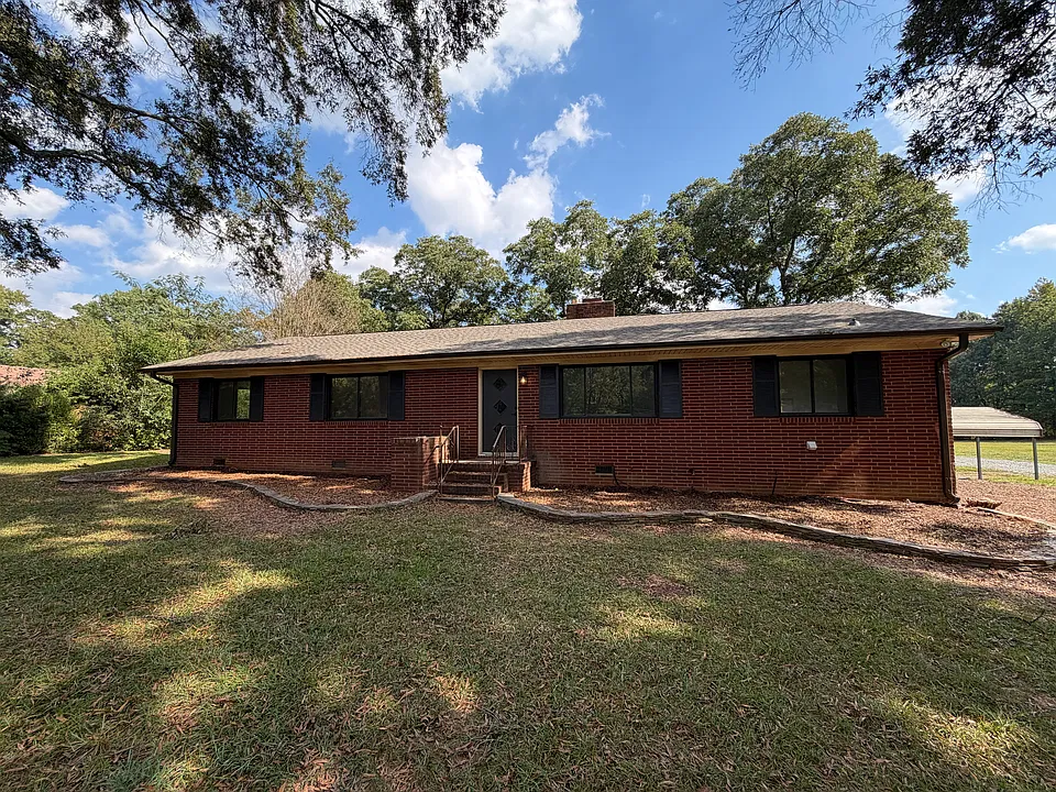 1519 Waxhaw Indian Trail Rd