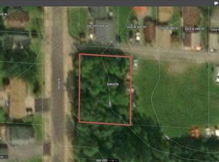 15th Ave W, Eveleth, MN 55734