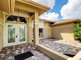 1060 SE 20th Pl, Cape Coral, FL 33990