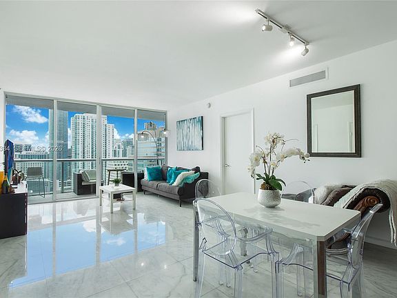 3rd image of 495 Brickell Ave APT 3803
