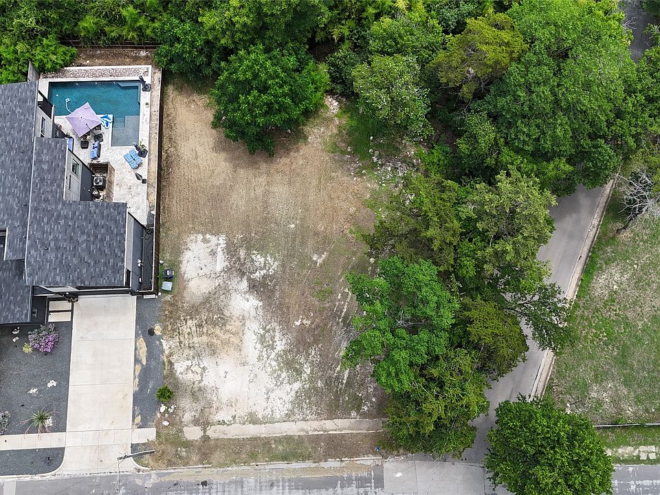1st image of 840 Cumberland St