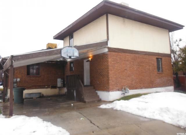 1st image of 729 W Jackson Park Pl