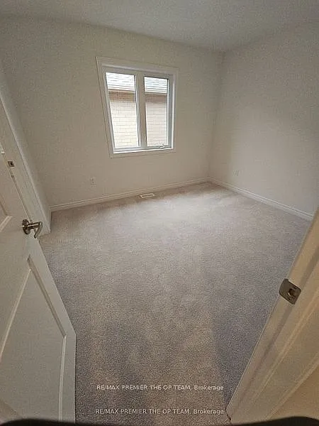 4 bed, $3,500 — Photo 4