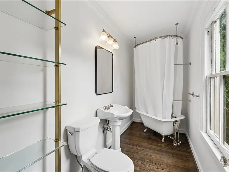 816 Virgil St NE — Photo 12