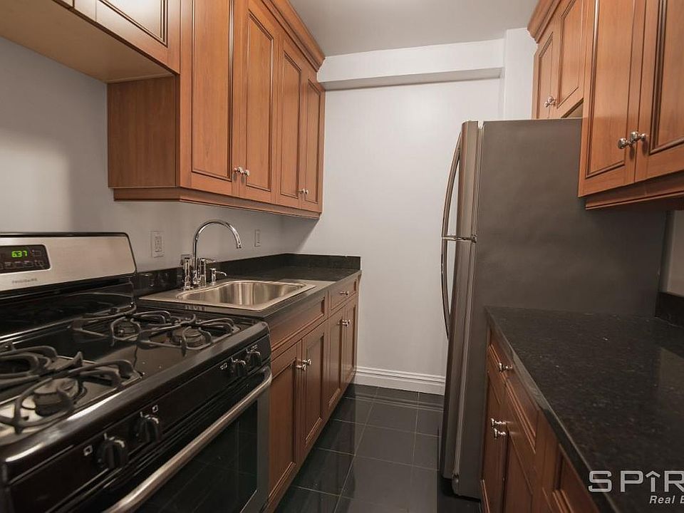 1st image of 330 W 45th St APT 1C