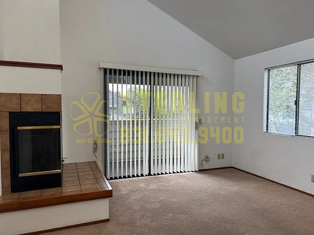 464 Ramona Ave — Photo 13