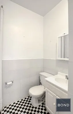 Rented by Bond New York | media 10