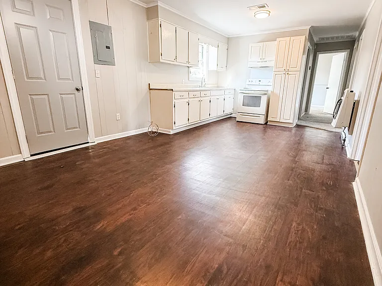 141 Fannie Dr — Photo 6