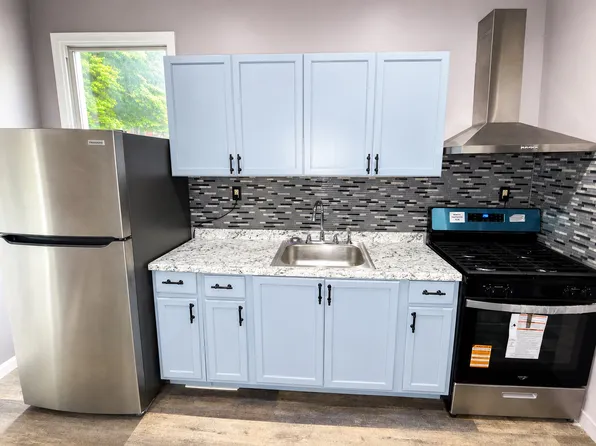 354 N Main St APT 1, Wilkes Barre, PA 18702