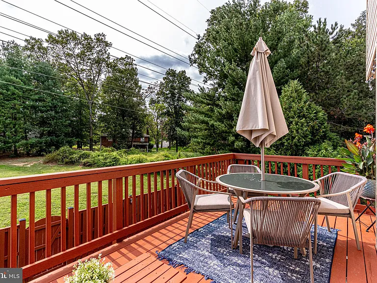 6241 Abbottsbury Row — Photo 46